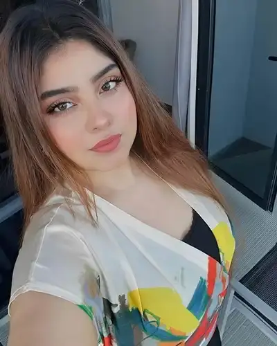 Naginimora Escort